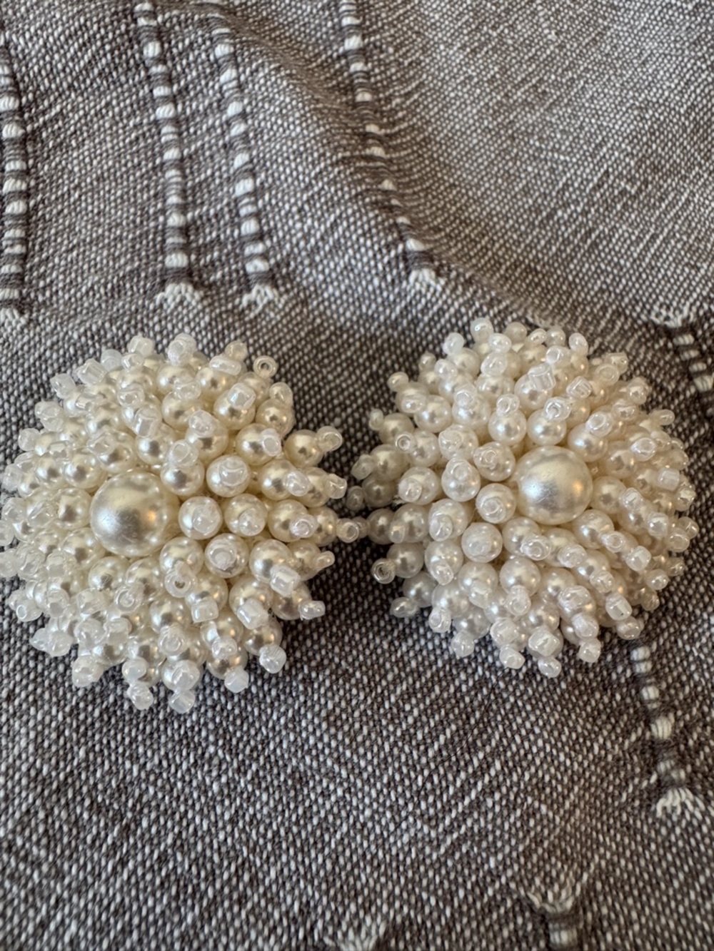 Vintage Set of 2 Pearl Cluster Flower Buttons